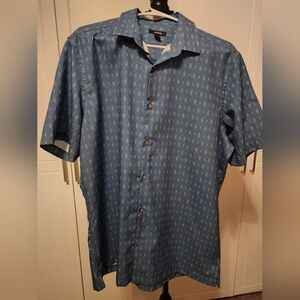 Preowned Alfani size large SS‎ shirt
